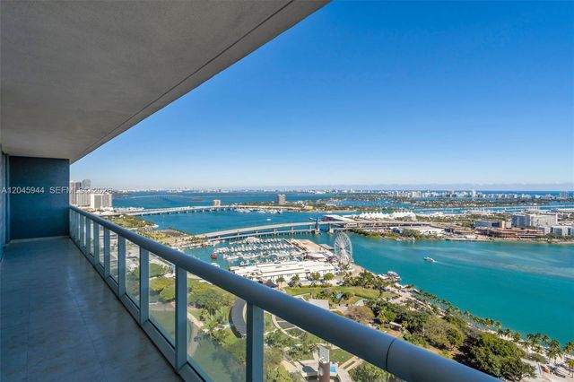 50 Biscayne Boulevard 4208, Miami, FL 33132