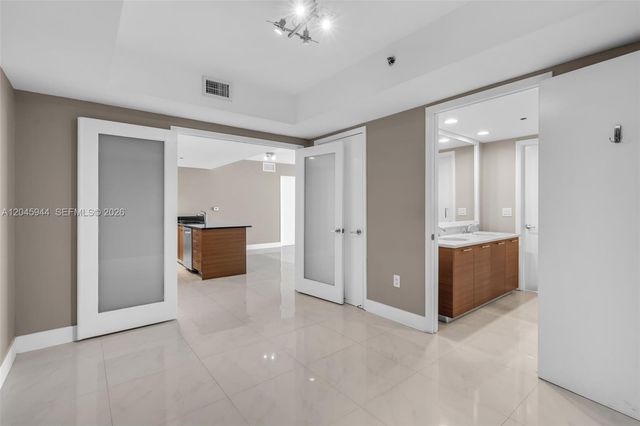 50 Biscayne Boulevard 4208, Miami, FL 33132