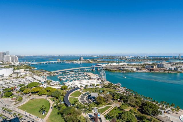 50 Biscayne Boulevard 4208, Miami, FL 33132