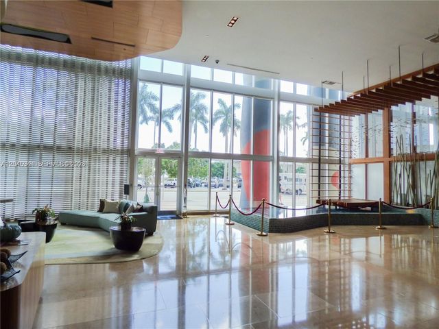 50 Biscayne Boulevard 4208, Miami, FL 33132