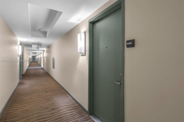 50 Biscayne Boulevard 4208, Miami, FL 33132