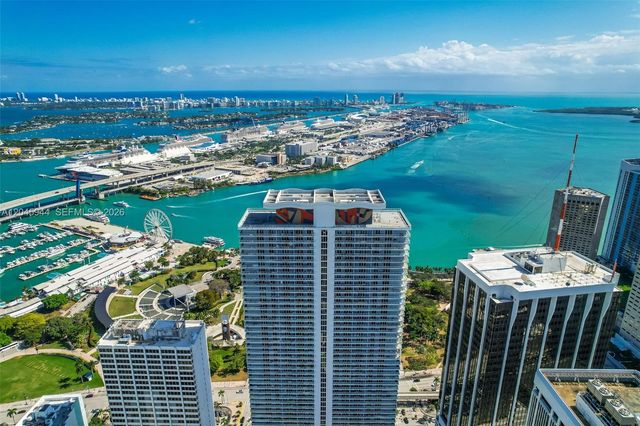 50 Biscayne Boulevard 4208, Miami, FL 33132
