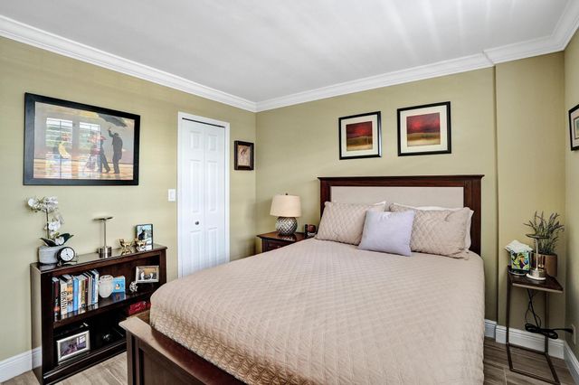 106 ROYAL PARK Drive 2A, Oakland Park, FL 33309