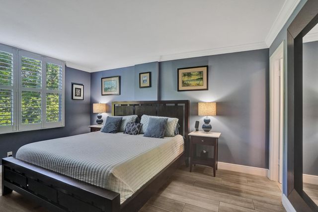 106 ROYAL PARK Drive 2A, Oakland Park, FL 33309