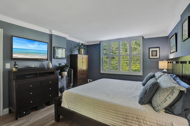 106 ROYAL PARK Drive 2A, Oakland Park, FL 33309