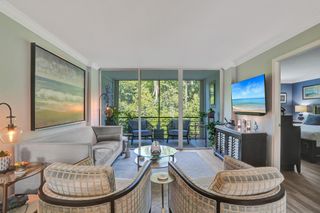 106 ROYAL PARK Drive 2A, Oakland Park, FL 33309