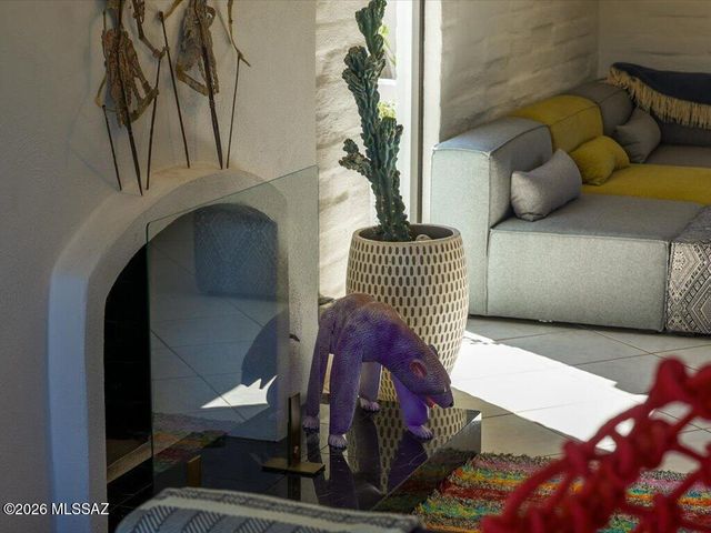 5555 N Via Entrada, Tucson, AZ 85718