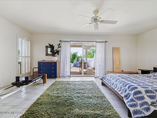 5555 N Via Entrada, Tucson, AZ 85718