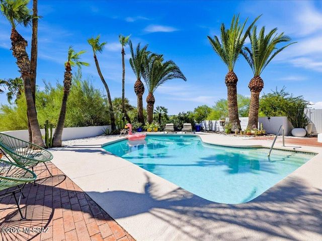 5555 N Via Entrada, Tucson, AZ 85718