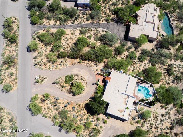 5555 N Via Entrada, Tucson, AZ 85718