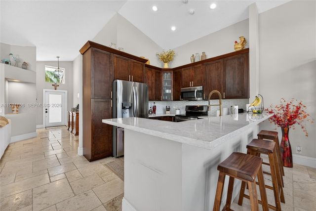 391 Bermuda Springs Dr, Weston, FL 33326