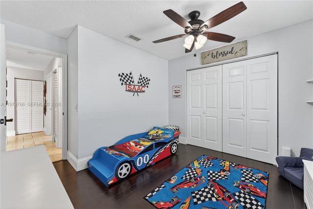 391 Bermuda Springs Dr, Weston, FL 33326