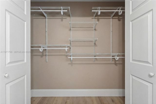 391 Bermuda Springs Dr, Weston, FL 33326