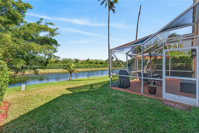 391 Bermuda Springs Dr, Weston, FL 33326