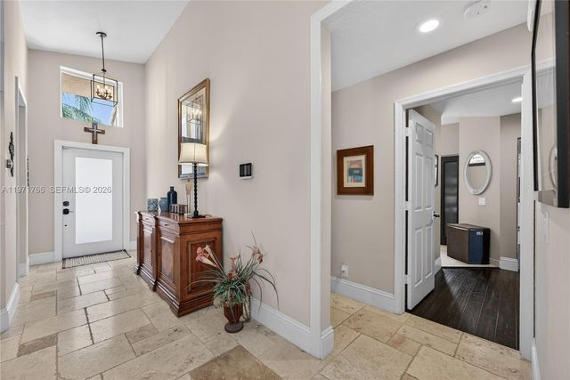 391 Bermuda Springs Dr, Weston, FL 33326