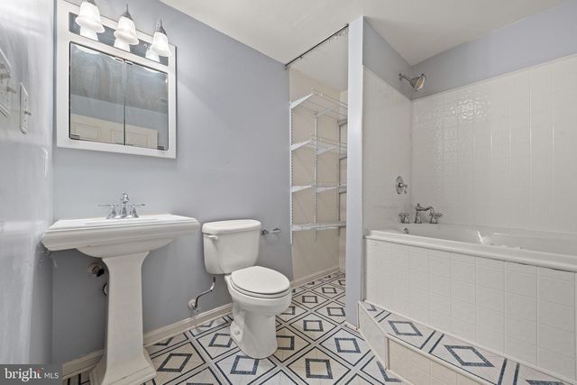 224 OATES RD, Star Tannery, VA 22654