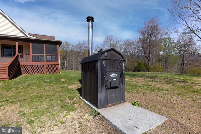 224 OATES RD, Star Tannery, VA 22654