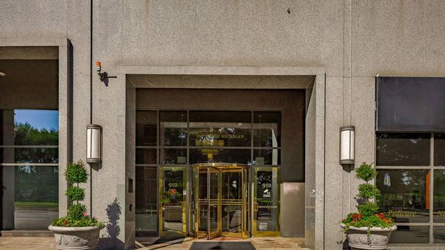 910 S Michigan Avenue 1211, Chicago, IL 60605