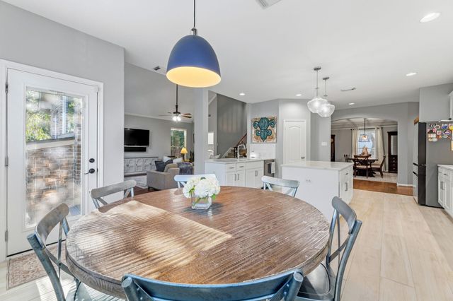 2603 Farleigh LN, Cedar Park, TX 78613