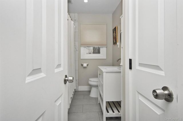 22 Wendover Drive, Poughkeepsie, NY 12601