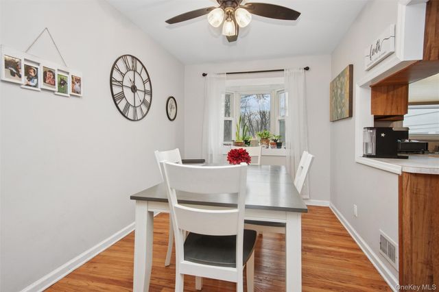 22 Wendover Drive, Poughkeepsie, NY 12601