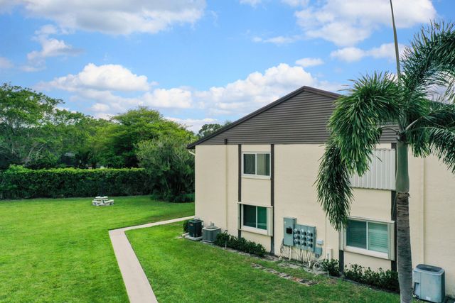 5930 Whispering Pine Way C-2, Greenacres, FL 33463