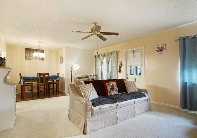 5930 Whispering Pine Way C-2, Greenacres, FL 33463
