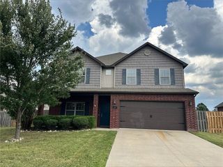 122 Devonshire Avenue, Lowell, AR 72745