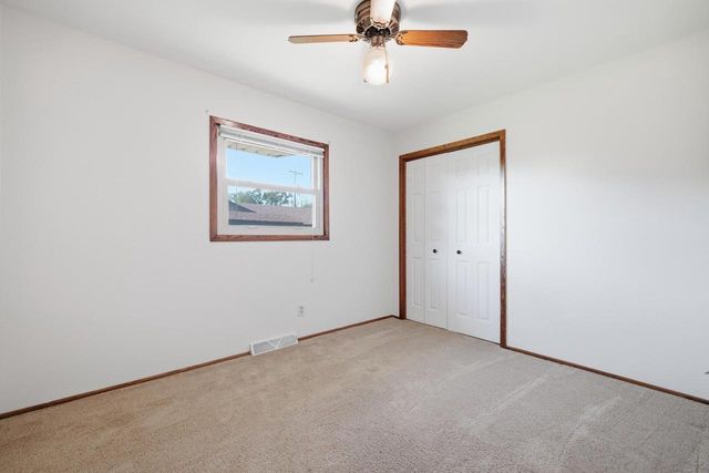 6950 N 124th STREET, Milwaukee, WI 53224