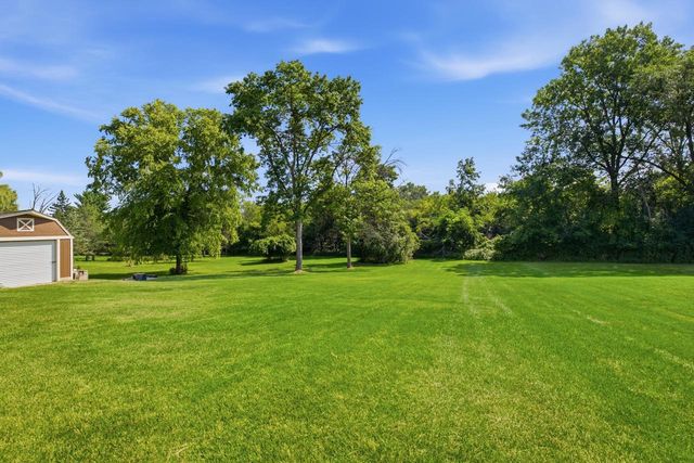 6950 N 124th STREET, Milwaukee, WI 53224