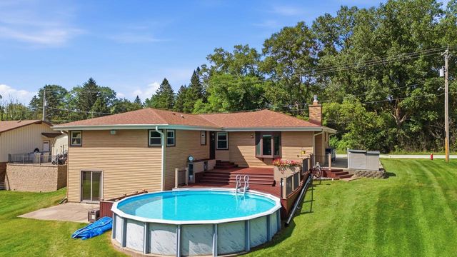 6950 N 124th STREET, Milwaukee, WI 53224