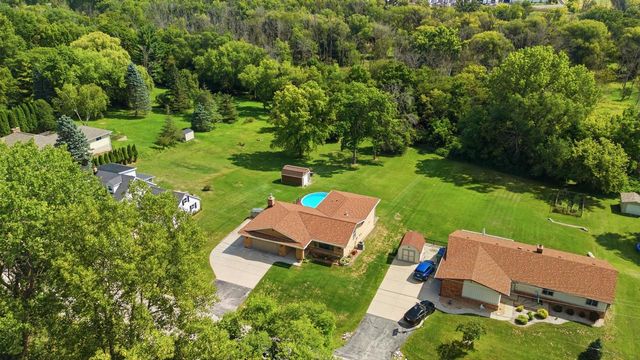6950 N 124th STREET, Milwaukee, WI 53224