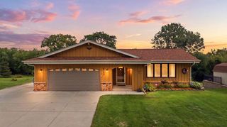 6950 N 124th STREET, Milwaukee, WI 53224
