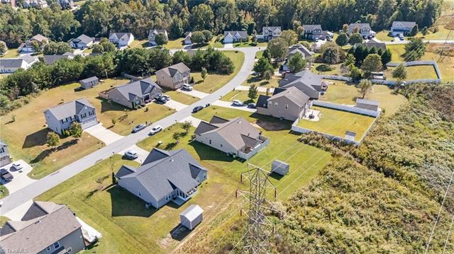 171 Bald Cypress Drive, Winston-salem, NC 27127
