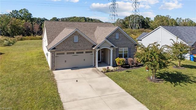 171 Bald Cypress Drive, Winston-salem, NC 27127