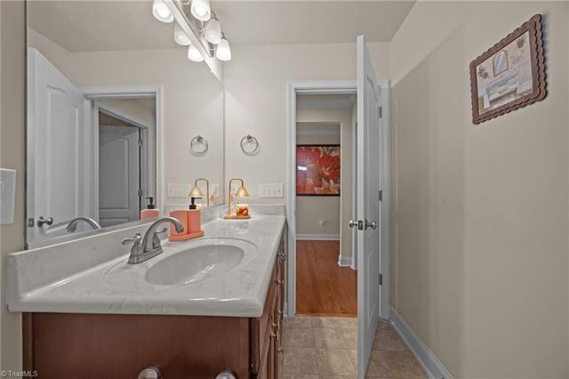 171 Bald Cypress Drive, Winston-salem, NC 27127
