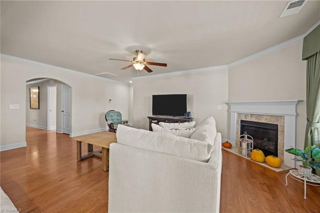171 Bald Cypress Drive, Winston-salem, NC 27127