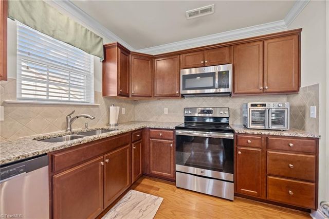 171 Bald Cypress Drive, Winston-salem, NC 27127