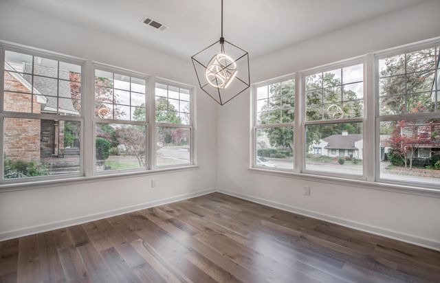 1781 FORREST AVE, Memphis, TN 38112