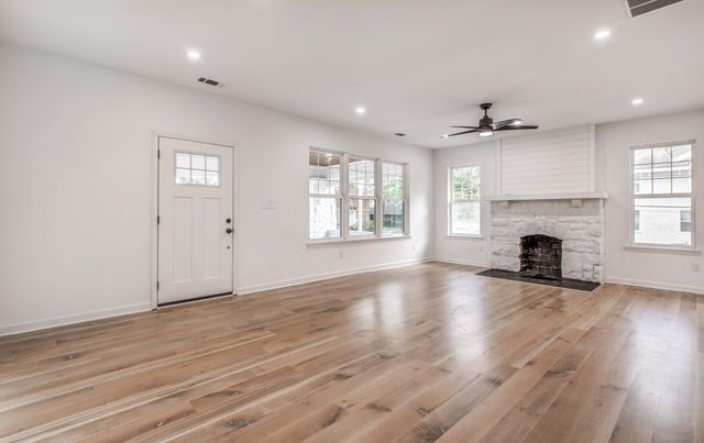 1781 FORREST AVE, Memphis, TN 38112