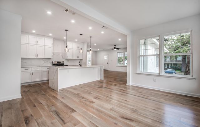 1781 FORREST AVE, Memphis, TN 38112