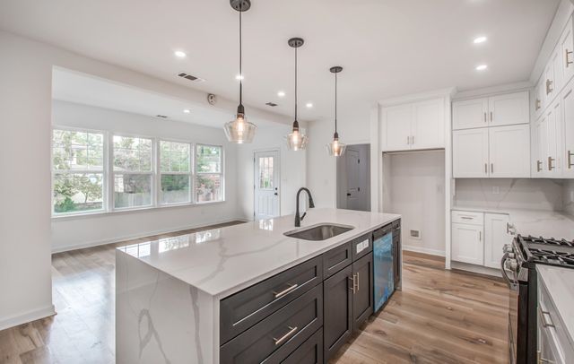 1781 FORREST AVE, Memphis, TN 38112