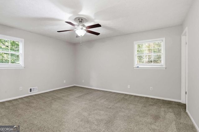 5528 Fern Creek Drive SW, Lilburn, GA 30047