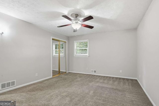 5528 Fern Creek Drive SW, Lilburn, GA 30047