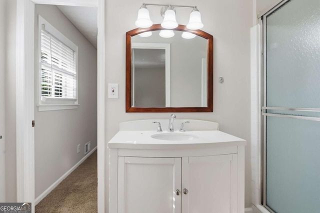 5528 Fern Creek Drive SW, Lilburn, GA 30047