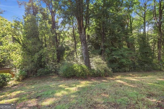 5528 Fern Creek Drive SW, Lilburn, GA 30047