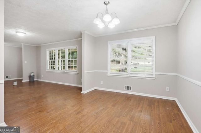 5528 Fern Creek Drive SW, Lilburn, GA 30047