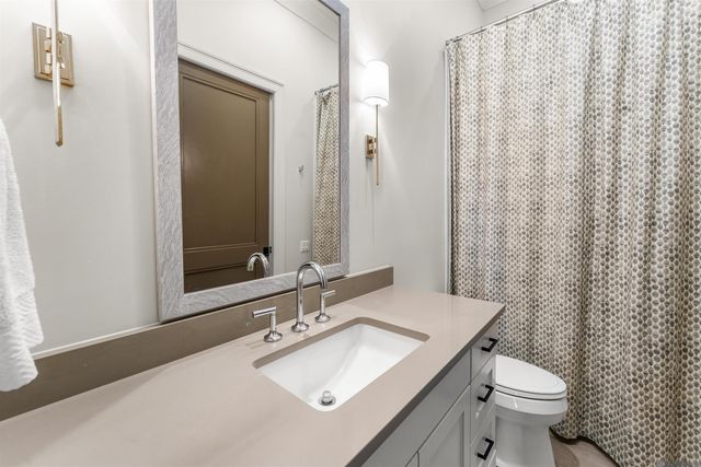 7313 Willow Grove Blvd, Baton Rouge, LA 70810