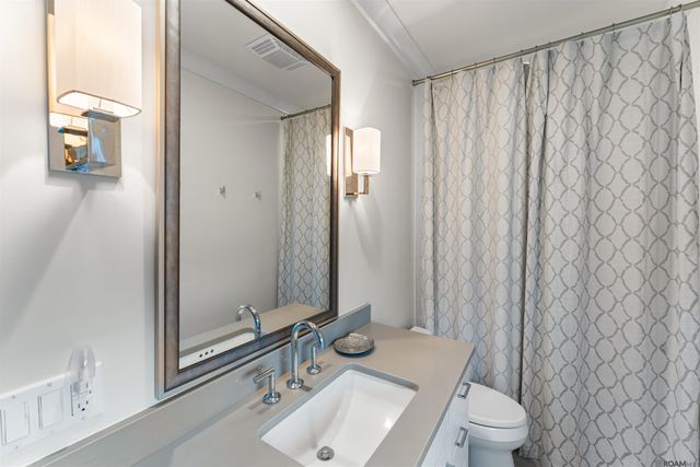 7313 Willow Grove Blvd, Baton Rouge, LA 70810