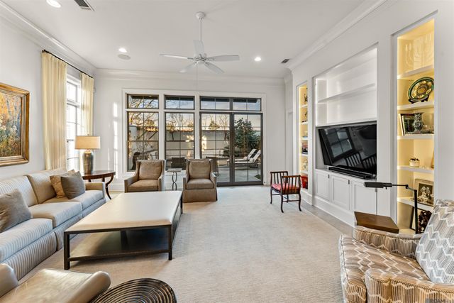 7313 Willow Grove Blvd, Baton Rouge, LA 70810